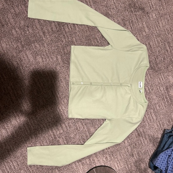Aritzia apple long sleeve. Bright green - Picture 1 of 8